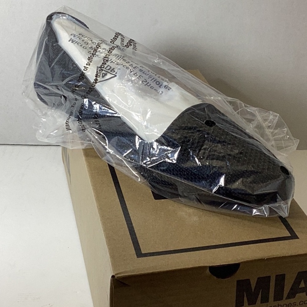 Mia Women's Corrine Slip - Picture 8 of 10
